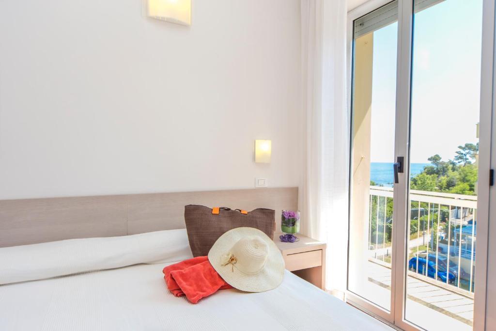 Hotel Adler Gabicce Mare Chambre photo