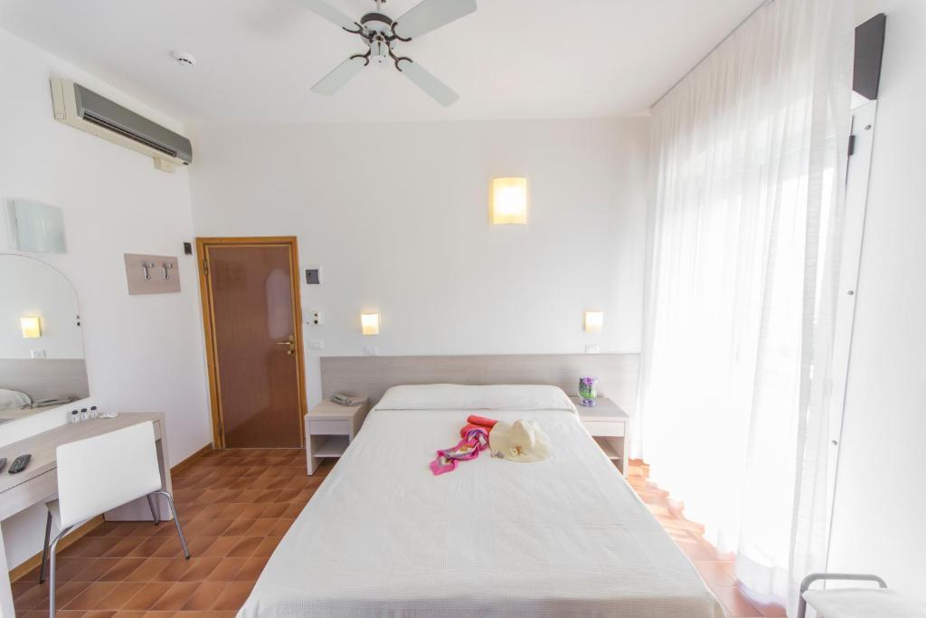Hotel Adler Gabicce Mare Chambre photo