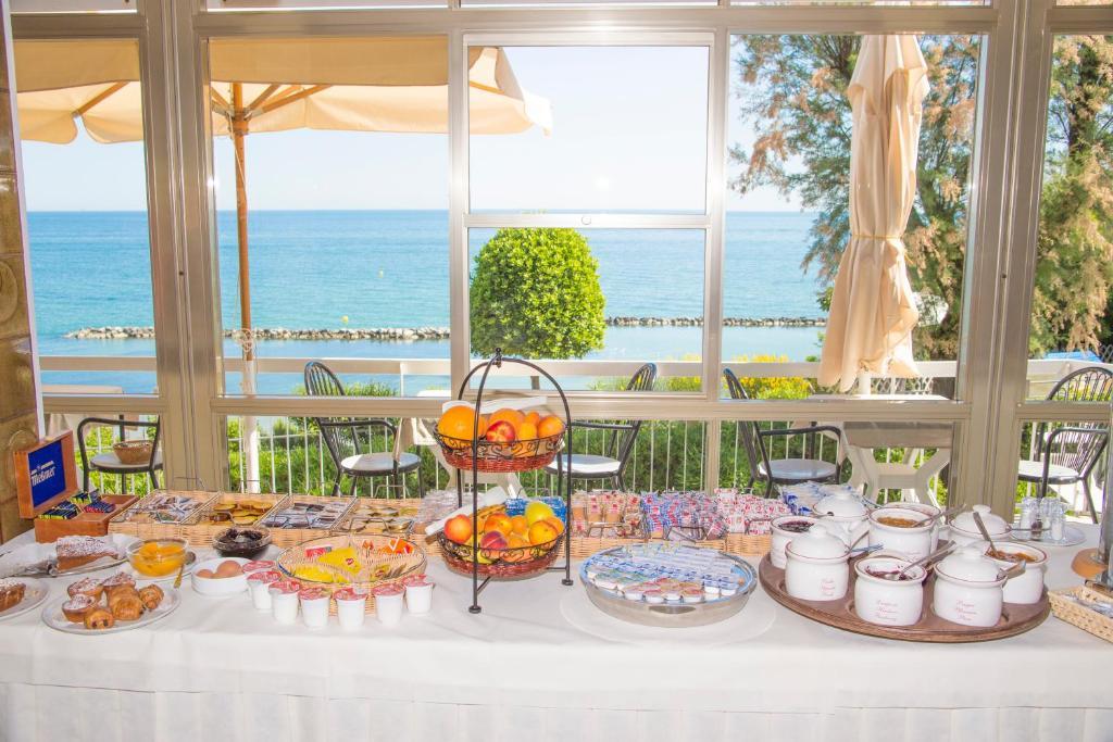 Hotel Adler Gabicce Mare Extérieur photo