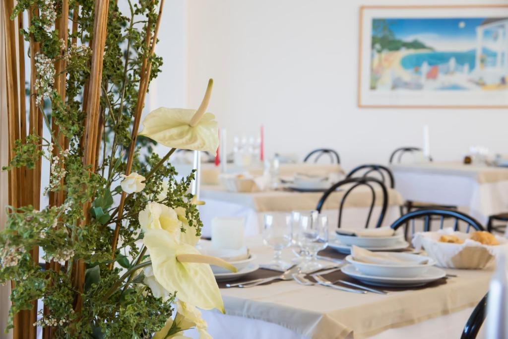 Hotel Adler Gabicce Mare Extérieur photo