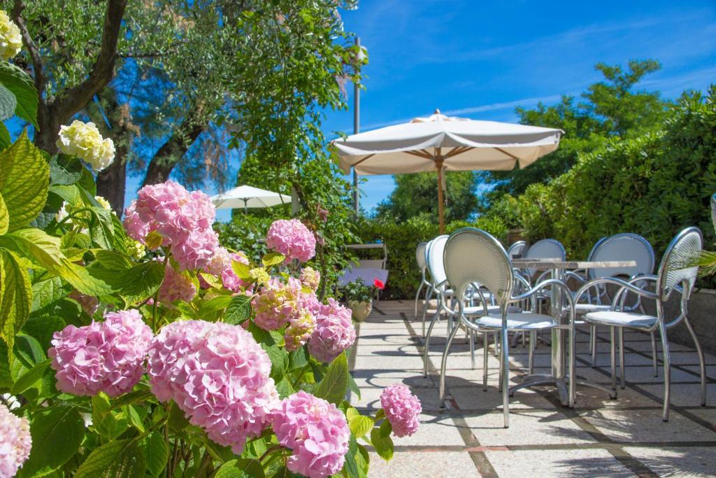 Hotel Adler Gabicce Mare Extérieur photo