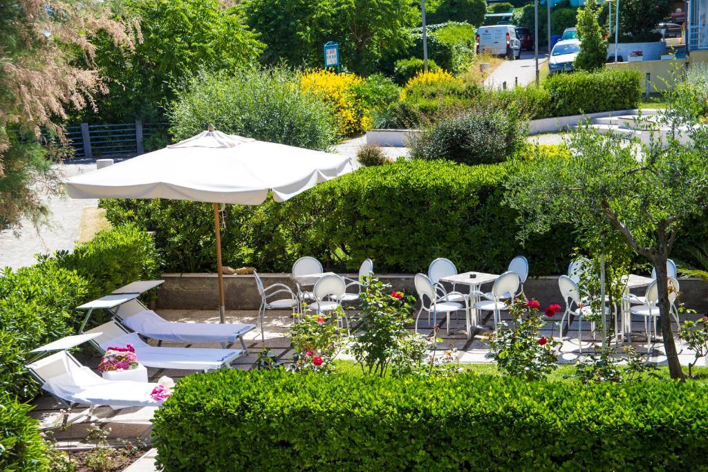 Hotel Adler Gabicce Mare Extérieur photo